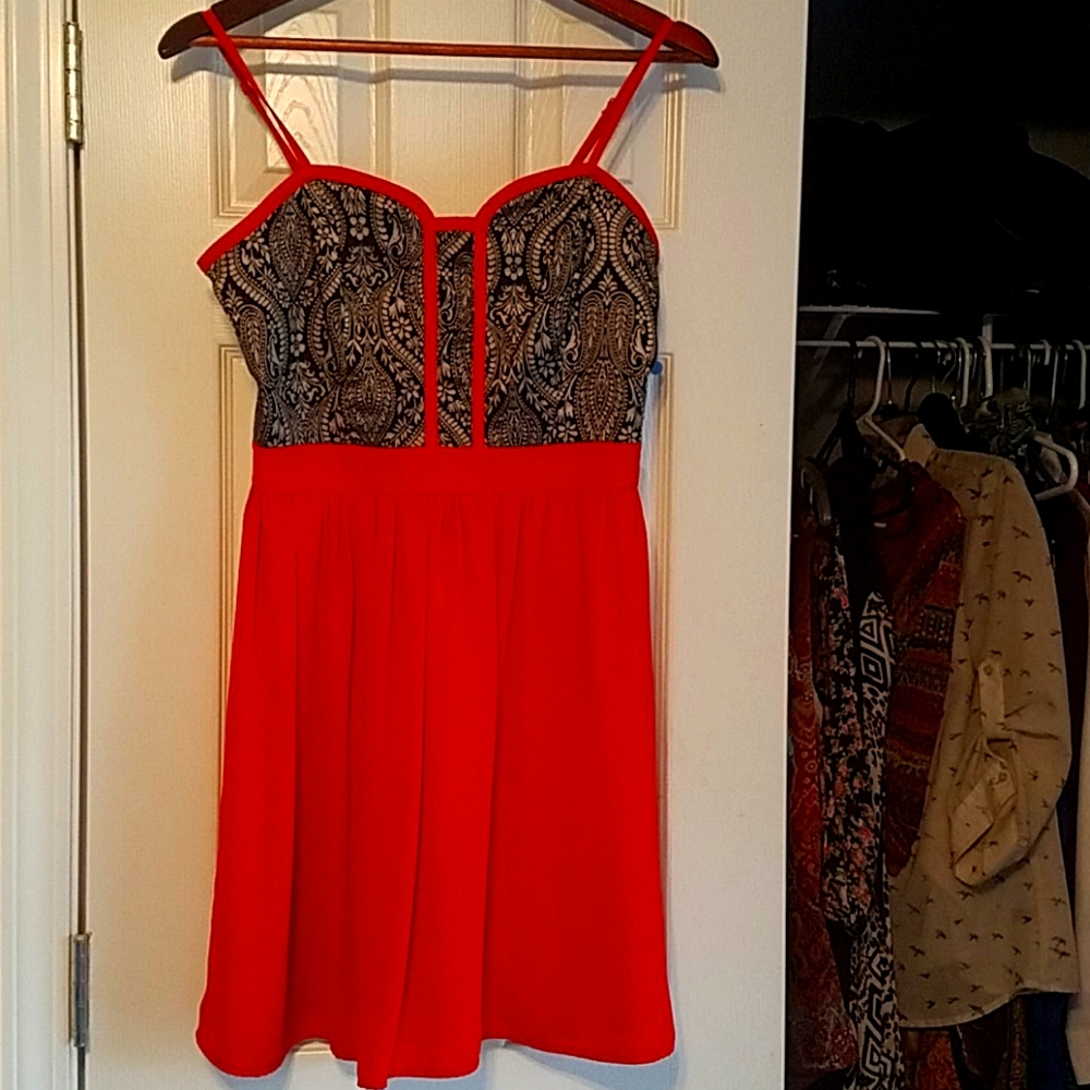 Vivid red and lace jealous tomato dress